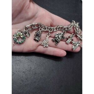C Mania Silver Tone Chain Holiday Charm Bracelet Vintage 7-8"